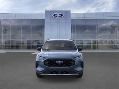 2025 Ford Escape, $30943. Photo 6