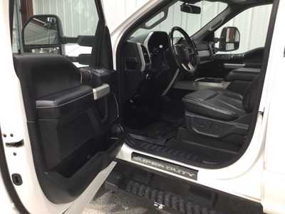2021 Ford F250 Crew Cab, $44900. Photo 10