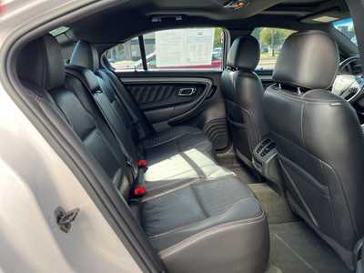 2016 Ford Taurus, $11916. Photo 9