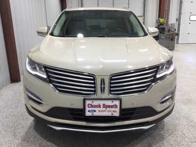 2018 Lincoln MKC, $14918. Photo 2