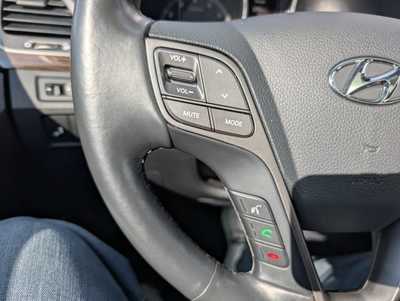 2017 Hyundai Santa Fe, $8900. Photo 12