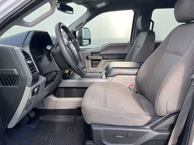 2020 Ford F150 Crew Cab, $29900. Photo 11