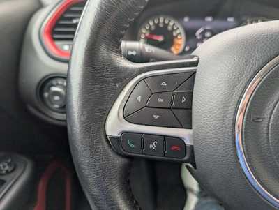 2017 Jeep Renegade, $7900. Photo 11