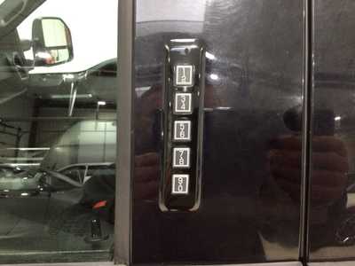 2018 Ford F150 Crew Cab, $19918. Photo 9