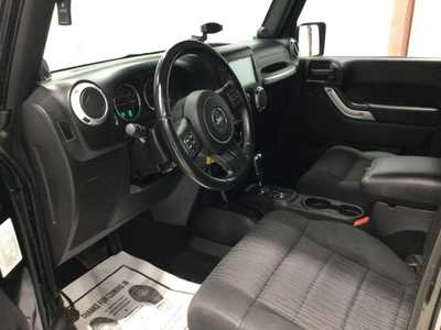 2012 Jeep Wrangler Unlimited, $10900. Photo 11