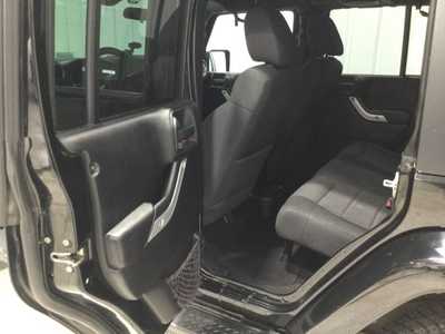 2012 Jeep Wrangler Unlimited, $10900. Photo 12