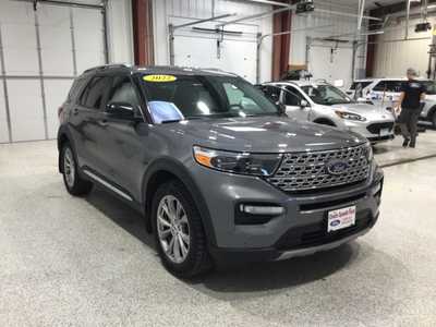 2022 Ford Explorer, $29900. Photo 3