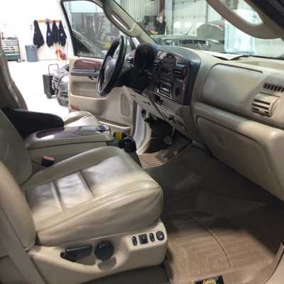 2005 Ford F350 Crew Cab, $8905. Photo 11