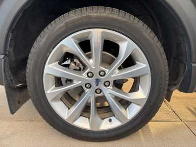 2022 Ford Explorer, $36900. Photo 6