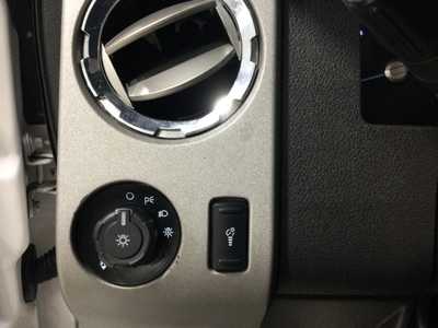 2013 Ford F350 Crew Cab, $24900. Photo 9