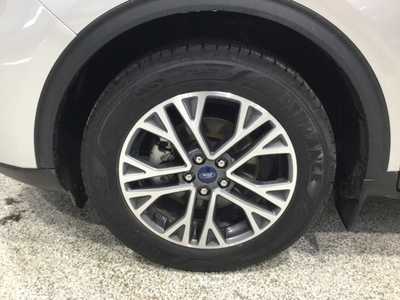 2020 Ford Escape, $17750. Photo 8