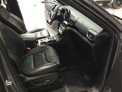 2022 Ford Explorer, $33900. Photo 11