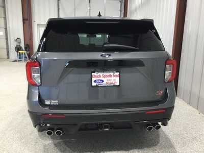 2022 Ford Explorer, $33900. Photo 6