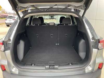 2022 Ford Escape, $21922. Photo 11