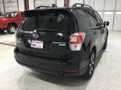 2017 Subaru Forester, $18900. Photo 4