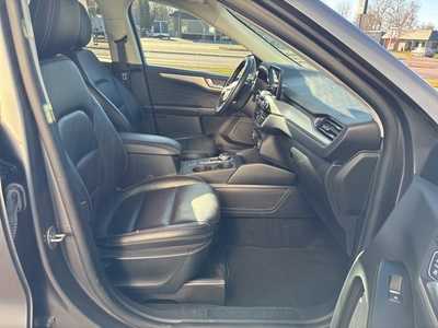 2021 Ford Escape, $18900. Photo 8