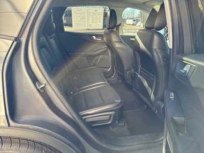 2021 Ford Escape, $18900. Photo 9