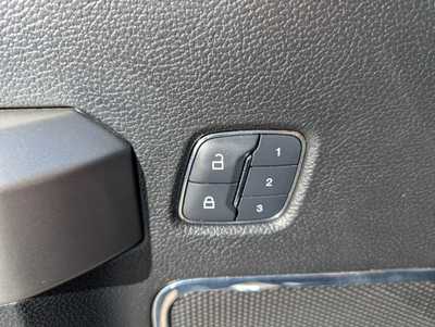 2018 Ford F-150, $29900. Photo 10