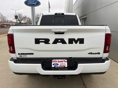 2025 RAM 3500 Crew Cab, $72500. Photo 4