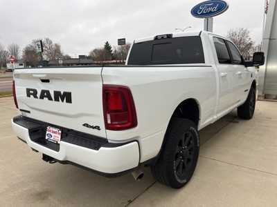 2025 RAM 3500 Crew Cab, $72500. Photo 5