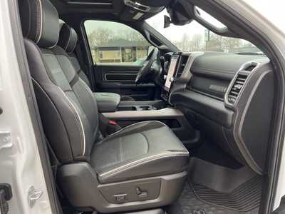 2025 RAM 3500 Crew Cab, $72500. Photo 8