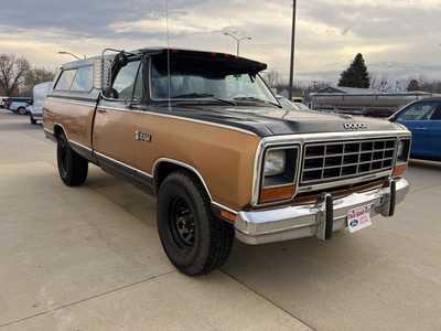 1985 Dodge 1500 Reg Cab, $4985. Photo 6