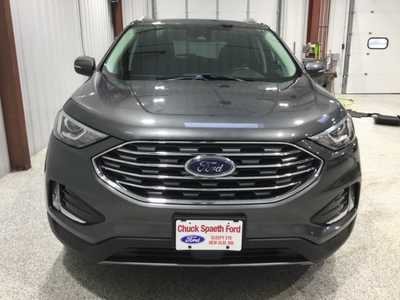 2020 Ford Edge, $18500. Photo 3