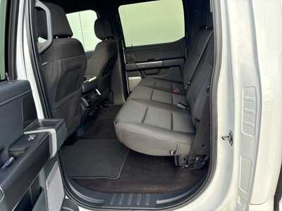 2021 Ford F150 Crew Cab, $31900. Photo 9