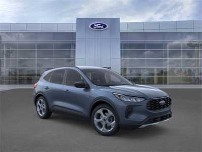 2025 Ford Escape, $30443. Photo 7
