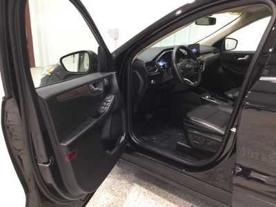 2020 Ford Escape, $22920. Photo 9