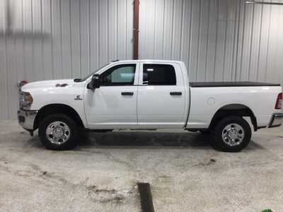2023 RAM 2500 Crew Cab, $45900. Photo 4