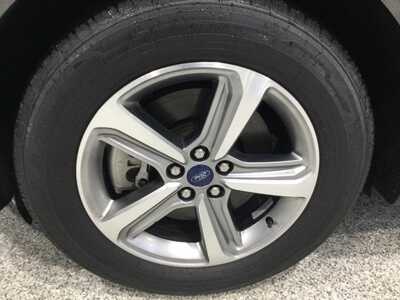 2020 Ford Edge, $15920. Photo 8