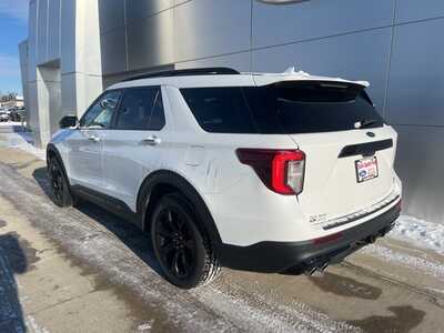 2023 Ford Explorer, $42900. Photo 3