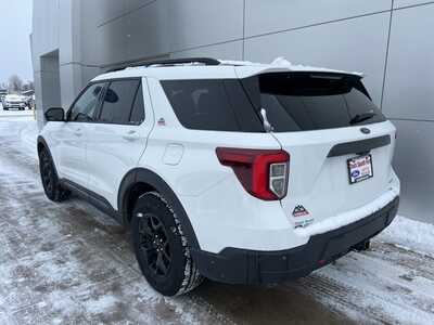2023 Ford Explorer, $35900. Photo 3