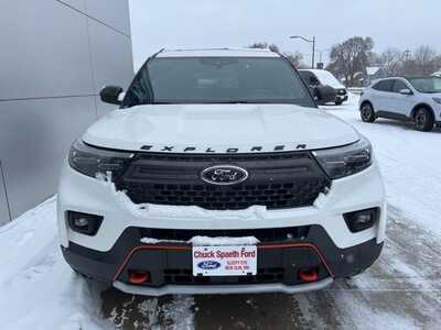 2023 Ford Explorer, $35900. Photo 7