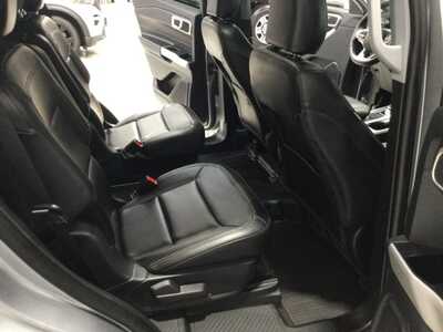 2023 Ford Explorer, $31900. Photo 12