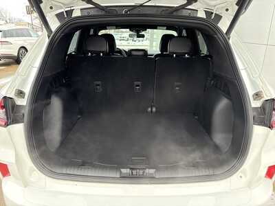 2024 Ford Escape, $29500. Photo 11