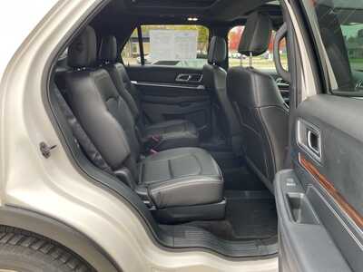 2018 Ford Explorer, $18900. Photo 10