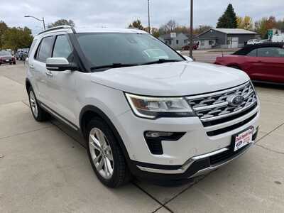 2018 Ford Explorer, $18900. Photo 3