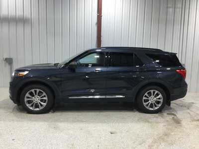 2022 Ford Explorer, $28900. Photo 4