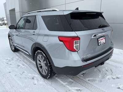 2023 Ford Explorer, $27900. Photo 5