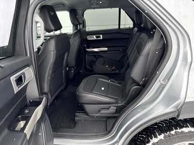 2023 Ford Explorer, $27900. Photo 8