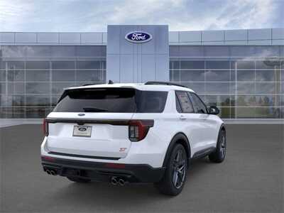 2025 Ford Explorer, $57271. Photo 8