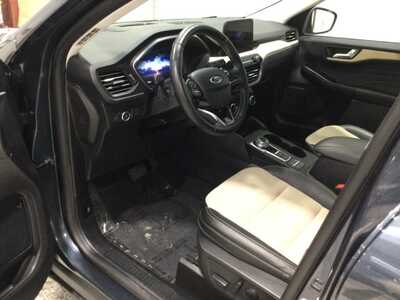 2022 Ford Escape, $24922. Photo 10