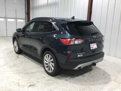 2022 Ford Escape, $24922. Photo 3
