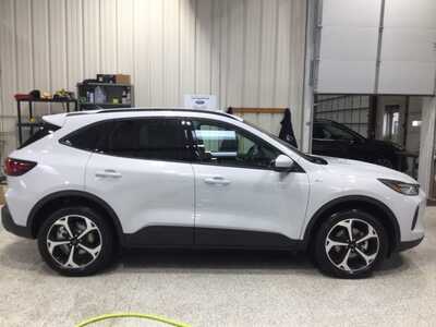 2026 Ford Escape, $38900. Photo 3