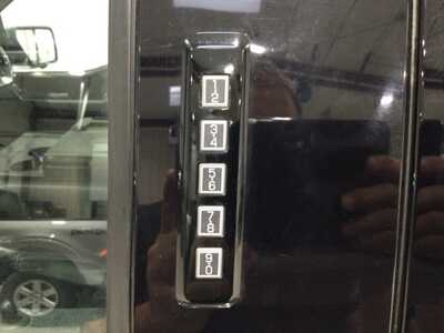 2021 Ford F150 Crew Cab, $33900. Photo 10