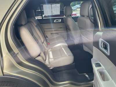 2013 Ford Explorer, $4900. Photo 10