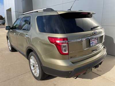 2013 Ford Explorer, $4900. Photo 5