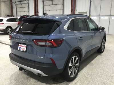 2025 Ford Escape, $29900. Photo 4